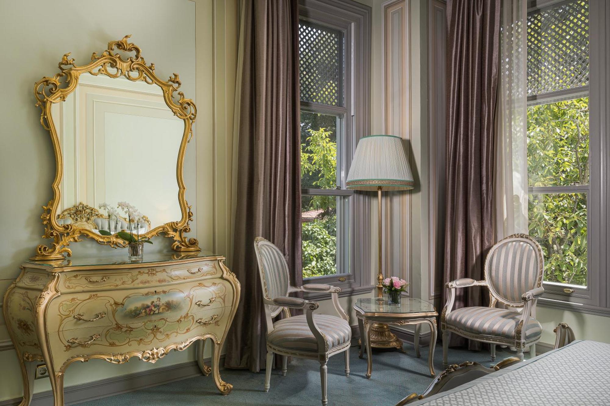 Bosphorus Palace Hotel — Фото 1